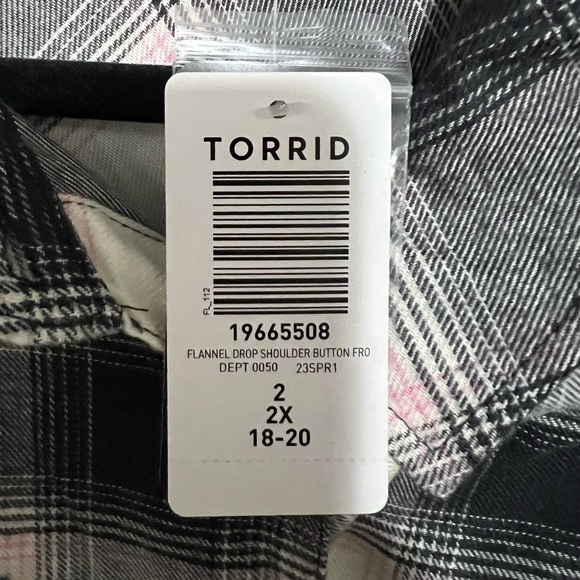 Torrid Flannel Drop Shoulder Button-Front Shirt NWT - Picture 8 of 8